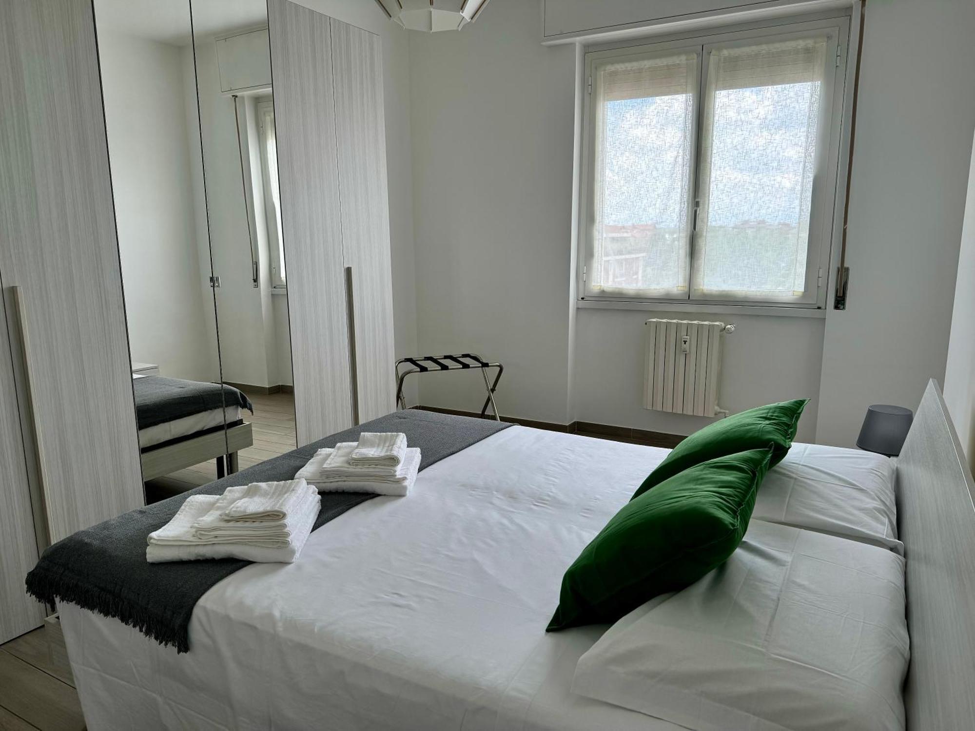 Appartamento La Casa Di Paolo - Bollate Centro Esterno foto